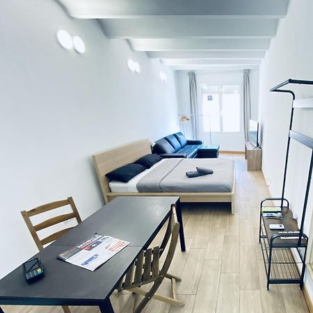 شقة Apl Sants Lofts Bcn Fira Camp Nou برشلونة المظهر الخارجي الصورة